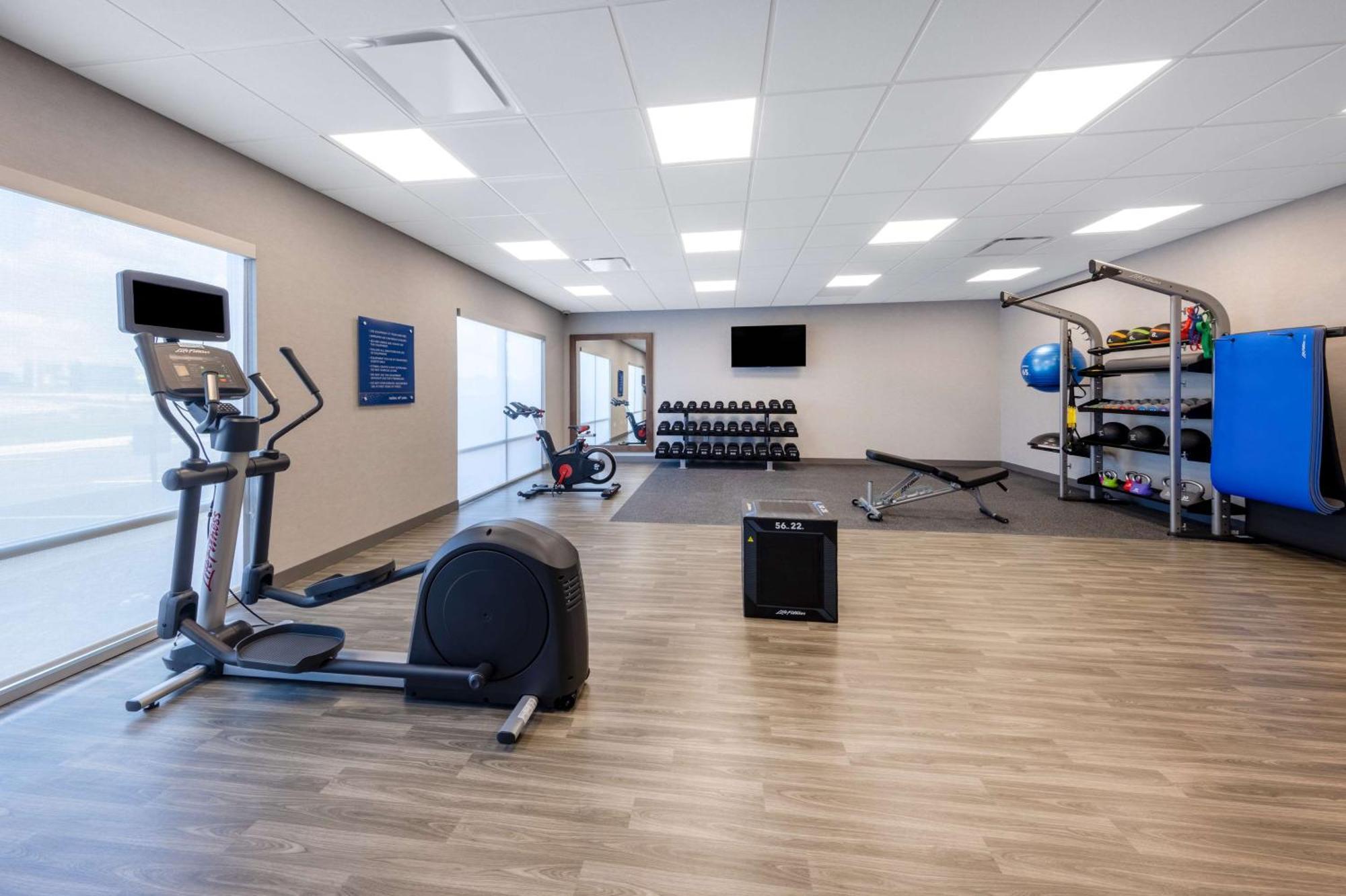 Hampton Inn Kansas City Southeast, Mo Dış mekan fotoğraf